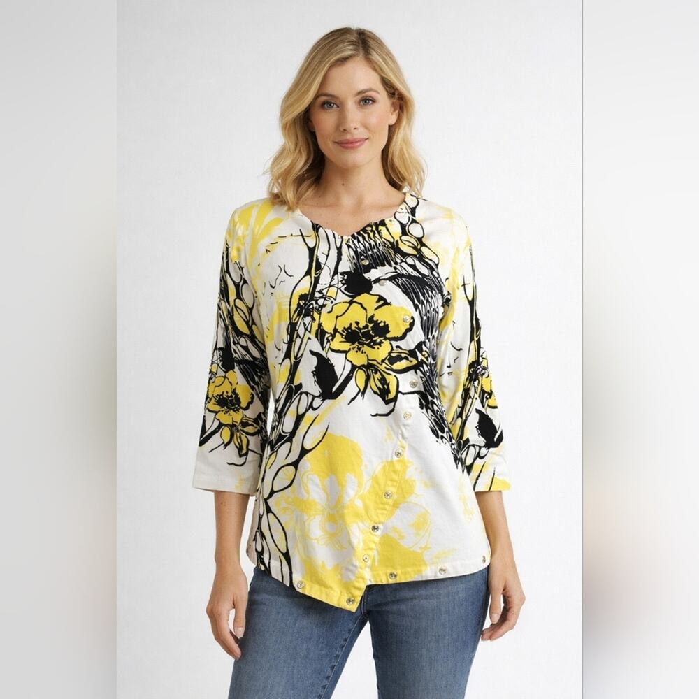 City Girl by Nancy Bolen Yellow Black White Floral Asymmetrical Hem Blouse #789